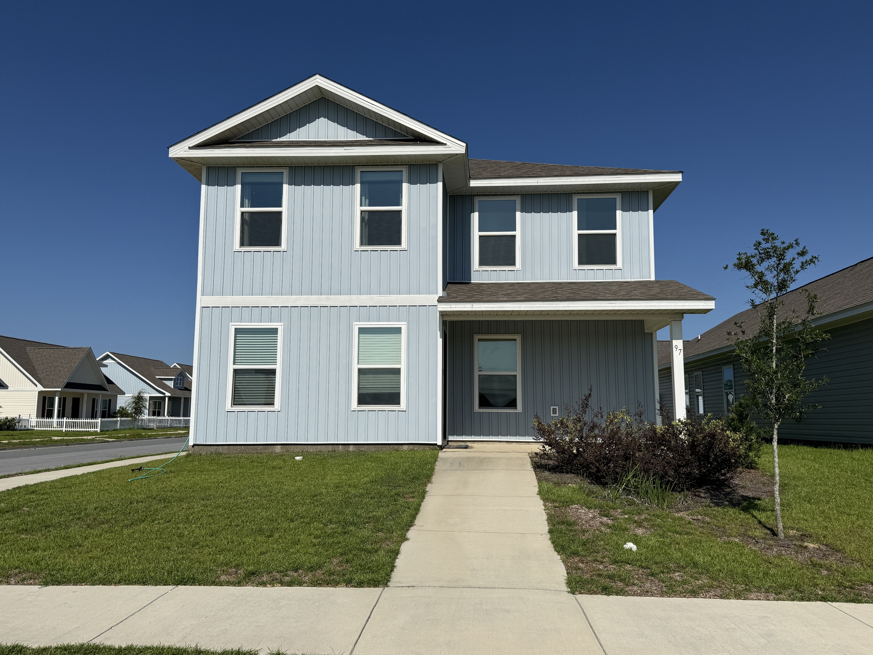 97 Staggerbush Street